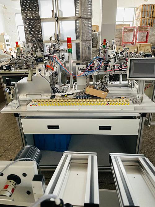 探索前沿技术实践 上海硕博公司光机电一体化实验室与机械电子实训装置